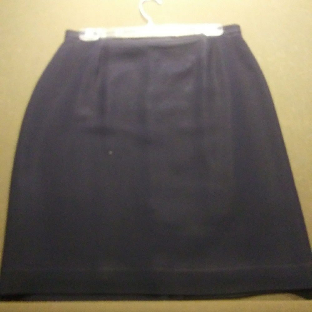 Casual Corner suit set with skirt size 10